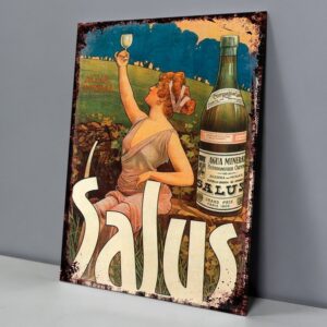 Salus Mujer Con Copa