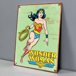 Wonder Woman Volando Con Lazo Dorado