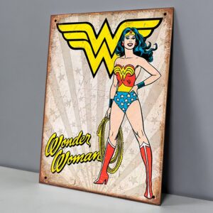 Wonder Woman Con Logo W